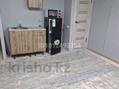 2-комнатная квартира · 42 м², мкр №5, Момышулы 25 — Момышулы за 15 млн ₸ в Алматы, Ауэзовский р-н