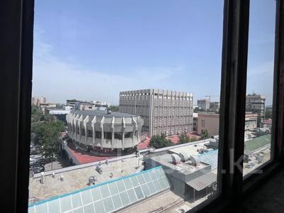 3-бөлмелі пәтер · 70 м² · 6/6 қабат, жибек жолы 68, бағасы: 57 млн ₸ в Алматы, Медеуский р-н