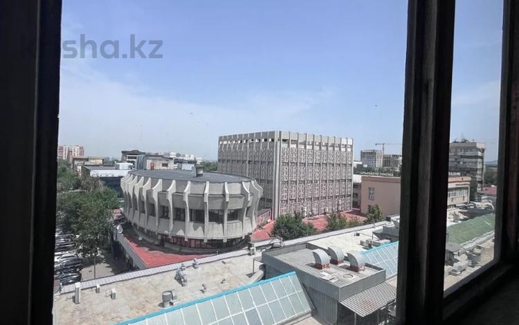 3-бөлмелі пәтер · 70 м² · 6/6 қабат, жибек жолы 68, бағасы: 57 млн ₸ в Алматы, Медеуский р-н — фото 7