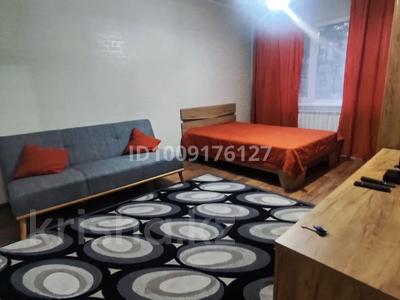 1-бөлмелі пәтер · 42 м² · 1/5 қабат, Айнабұлақ-4 ш/а. 178, бағасы: 190 000 ₸ в Алматы, Жетысуский р-н