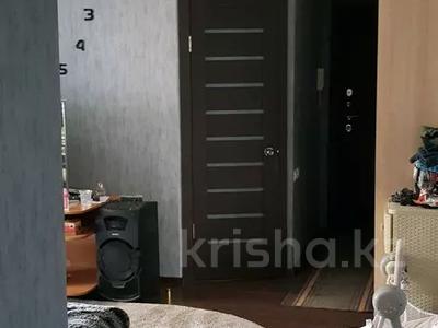 3-комнатная квартира · 59 м² · 3/5 этаж, улица 50 лет Октября 59 А — Гум, лада за 15.5 млн ₸ в Рудном