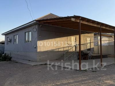 Отдельный дом · 4 комнаты · 143 м² · 5 сот., Бейсенказы — Таз Сарайдың жанында, Фуд сити супермаркеттің артында орналасқан за 27 млн ₸ в Жибек Жолы
