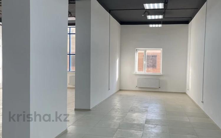 Еркін, кеңселер, дүкендер мен бутиктер, білім орталықтары, конференц-залдар, кабинеттер және жұмыс орындары, студиялар · 500 м², бағасы: 3 млн ₸ в Астане, Нура р-н — фото 2