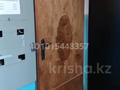 4-бөлмелі пәтер · 62 м² · 2/5 қабат, Строитель ш/а., Абулхаир хана — Абулхаир хана и Циолковского, бағасы: 17 млн ₸ в Уральске, мкр Строитель