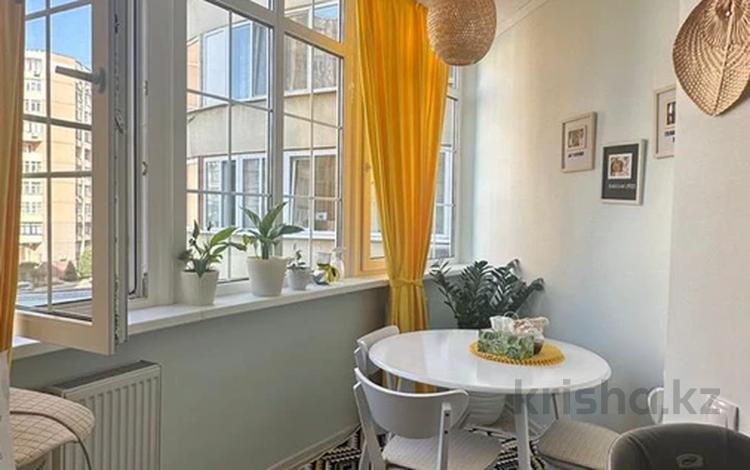 2-комнатная квартира · 64 м² · 3/10 этаж, мкр Каргалы, Кенесары хана 54 за 50 млн ₸ в Алматы, Наурызбайский р-н — фото 2
