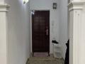 5-бөлмелі пәтер · 110 м² · 6/9 қабат, мкр Нурсая, Сары Арка 29 — Самом центре города улица Сатпаев рядом пересечение таймановой,рядом БЦ Сары Арка и ресторан Ташкент,Миндал, бағасы: 600 000 ₸ в Атырау — фото 2