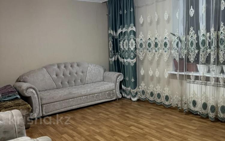 1-комнатная квартира · 50 м² · 6/12 этаж, Абая 63 за 250 000 ₸ в Астане, р-н Байконур — фото 2