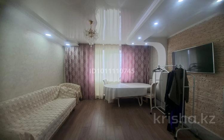 2-бөлмелі пәтер · 54 м² · 6/10 қабат, Майкудук, Мкр Голубые пруды 13, бағасы: 21 млн ₸ в Караганде, Алихана Бокейханова р-н — фото 2