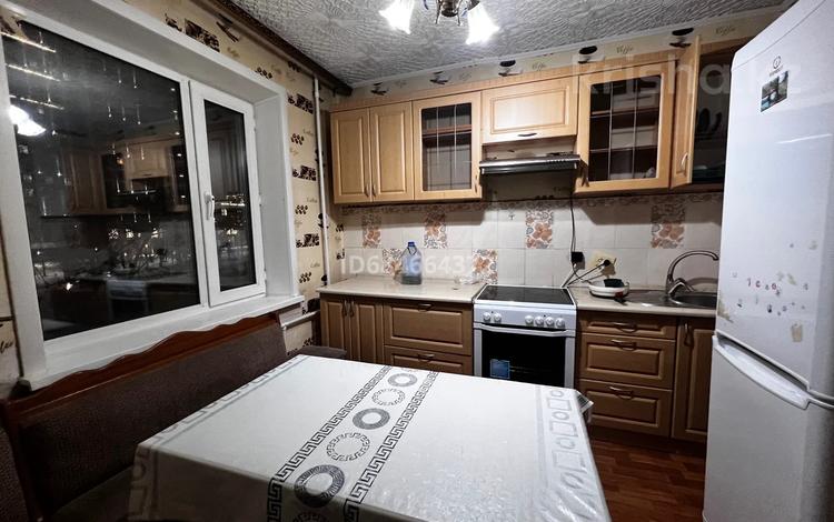 2-бөлмелі пәтер · 54 м² · 3/10 қабат, Шахтеров 9 — STE 1420593, бағасы: 160 000 ₸ в Караганде, Казыбек би р-н — фото 67