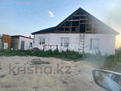 Отдельный дом · 4 комнаты · 100 м² · 6 сот., Поселок Восточный 4 дача правый 2255 за 11 млн ₸ в Семее