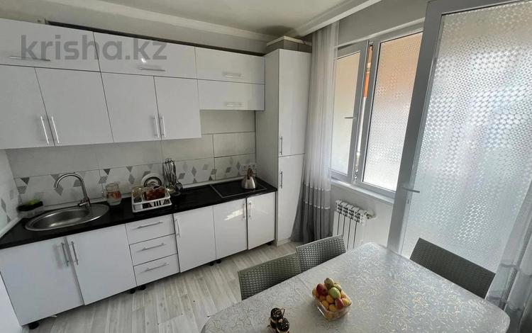 3-комнатная квартира · 72 м² · 8 этаж, мкр Аксай-4 за 40.5 млн ₸ в Алматы, Ауэзовский р-н — фото 2