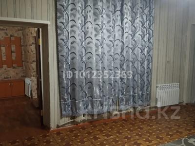 Үйдің бір бөлігі · 1 бөлме · 36 м² · 1 сот., Ул.Акан серы — Ост.Карагандинская, бағасы: 150 000 ₸ в Алматы, Турксибский р-н