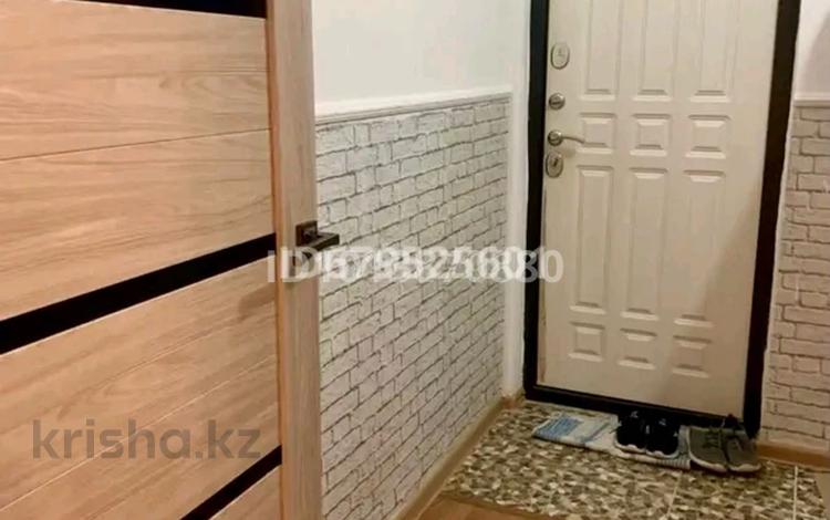 2-бөлмелі пәтер · 42.9 м² · 1/5 қабат, Балықшы ш/а., Ахмедиярова 20, бағасы: 9.8 млн ₸ в Атырау, пгт Балыкши — фото 2