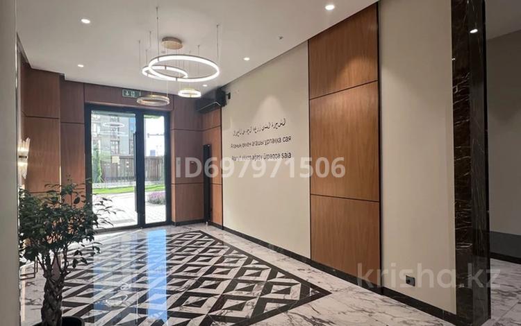 4-бөлмелі пәтер · 140 м² · 1/12 қабат, Байдибек би 115/1, бағасы: 98 млн ₸ в Шымкенте — фото 2
