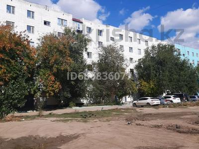 1-бөлмелі пәтер, 34 м², 4/6 қабат, Старый город 37 — Жд вокзал, бағасы: 9.3 млн 〒 в Актобе, Старый город