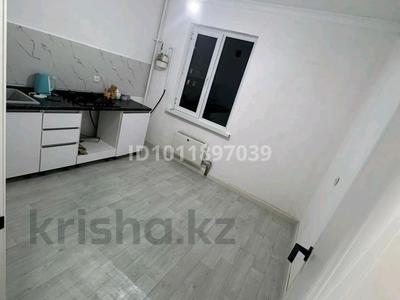 1-комнатная квартира · 42 м² · 5/6 этаж, мкр Кокжиек — Дом находится рядом школы и поликлиники за ~ 20.7 млн ₸ в Алматы, Жетысуский р-н