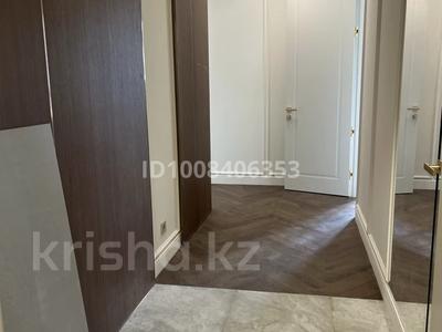 3-бөлмелі пәтер · 110 м² · 4/28 қабат, Мәңгілік ел 61, бағасы: 130 млн ₸ в Астане, Есильский р-н