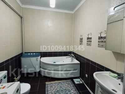 Отдельный дом · 3 комнаты · 125 м² · 10 сот., мкр 41-й разъезд, Мкр 41-й разъезд — Милицейская академия за 26 млн 〒 в Актобе