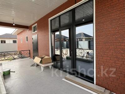 Отдельный дом · 5 комнат · 200 м² · 6 сот., Аблайхана за 46 млн 〒 в Каскелене