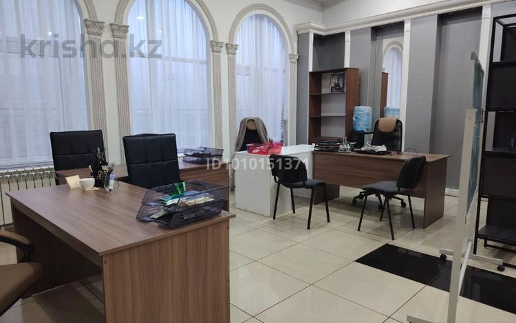 Кеңселер · 90 м², бағасы: 650 000 ₸ в Алматы, Медеуский р-н — фото 5