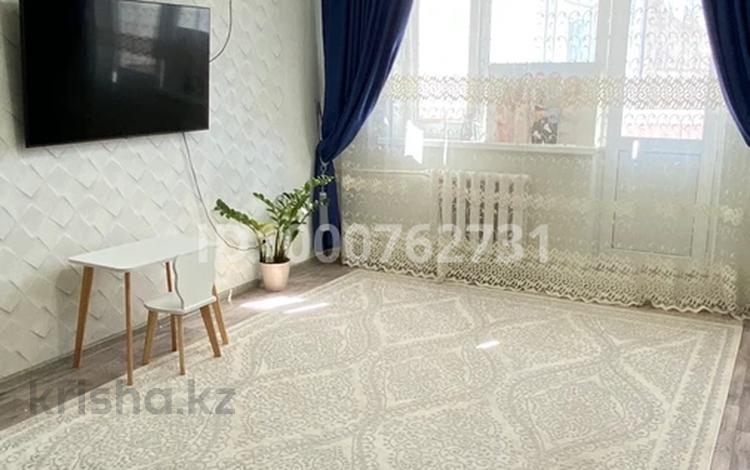 3-комнатная квартира · 62 м² · 5/5 этаж, Абая 86 за 19 млн ₸ в Уральске, мкр Школьник — фото 2