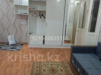 2-бөлмелі пәтер · 42 м² · 4/5 қабат, Сергазина 28 — Возле ТЦ Байтерек, бағасы: 13 млн ₸ в 