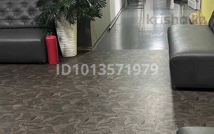10 комнат · 300 м² · 2/2 этаж, мкр Тастак-1, Утеген батыра 7 в — Толе би Утеген батыра за 50 000 ₸ в Алматы, Ауэзовский р-н — фото 2