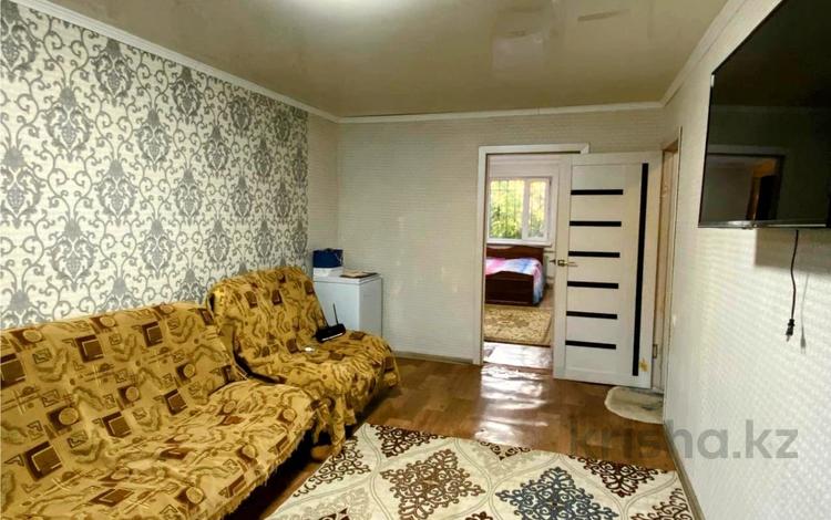 2-бөлмелі пәтер · 44.5 м² · 1/5 қабат, Майкудук, 15й микрорайон, бағасы: 10.2 млн ₸ в Караганде, Алихана Бокейханова р-н — фото 2