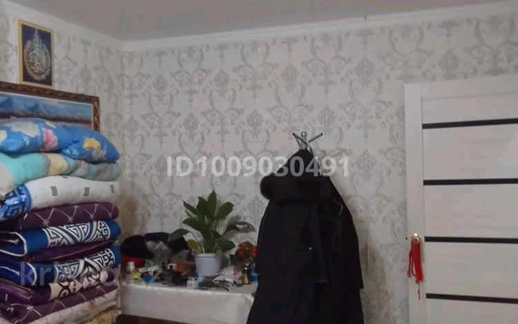 1-бөлмелі пәтер · 31 м² · 4/5 қабат, 1 микр 34 дом — Поликлиники, бағасы: 5 млн ₸ в Кульсары — фото 2