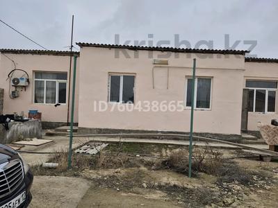 Дача · 2 комнаты · 60 м² · 10 сот., Самал 8 56 — Возле новой школы за 45 000 ₸ в Батыре