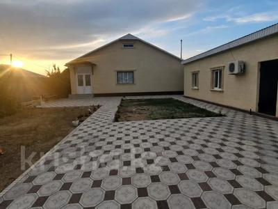 Отдельный дом · 4 комнаты · 210 м² · 8 сот., Бирлик 10 за 29.5 млн ₸ в Атырау