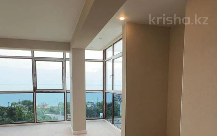 1-бөлмелі пәтер · 32 м² · 6/10 қабат, Батуми 1, бағасы: ~ 18.8 млн 〒 — фото 2