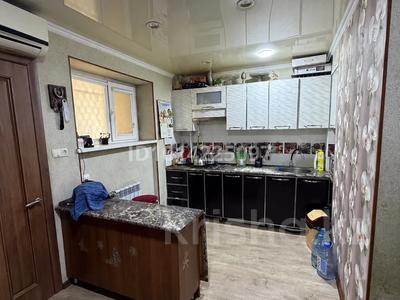 2-бөлмелі пәтер · 45 м² · 8/9 қабат, 5-ш/а. 13, бағасы: 13.5 млн ₸ в Актау, 5-й мкр