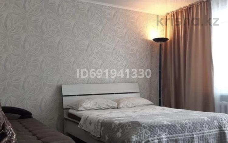 1-комнатная квартира · 40 м² · 3/4 этаж, 1 МКРН 17 за 10 000 ₸ в  — фото 2