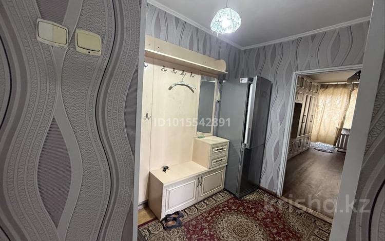 3-бөлмелі пәтер · 49.3 м² · 2/5 қабат, Каржаубайулы 320/2, бағасы: 22 млн ₸ в Семее — фото 2