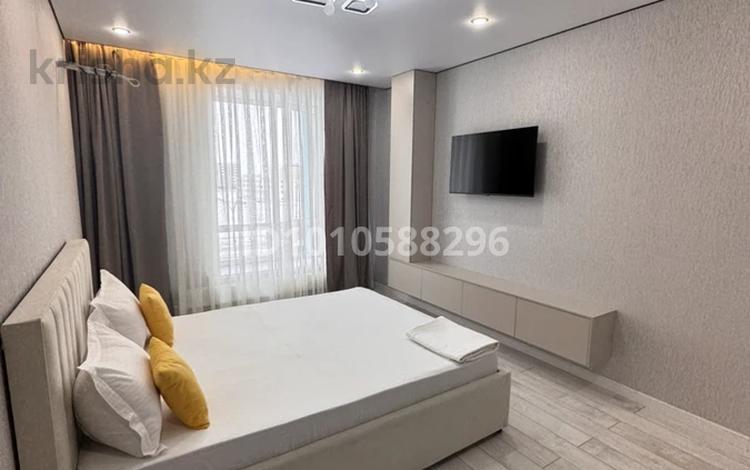 4-комнатная квартира · 100 м² · 4/12 этаж, М. Тынышбайулы 5 — Байтурсынова за 45 000 ₸ в Астане, Сарайшык р-н — фото 2