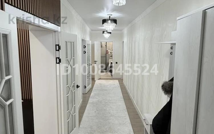 3-бөлмелі пәтер · 120 м² · 2/10 қабат, Ж.Нажимеденова 13 — Нажимеденова - Улы дала, бағасы: 65 млн ₸ в Астане, Алматы р-н — фото 2