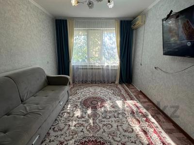 2-бөлмелі пәтер · 54 м² · 5/5 қабат, 11 ш/а., бағасы: 14.5 млн ₸ в Актобе, мкр 11