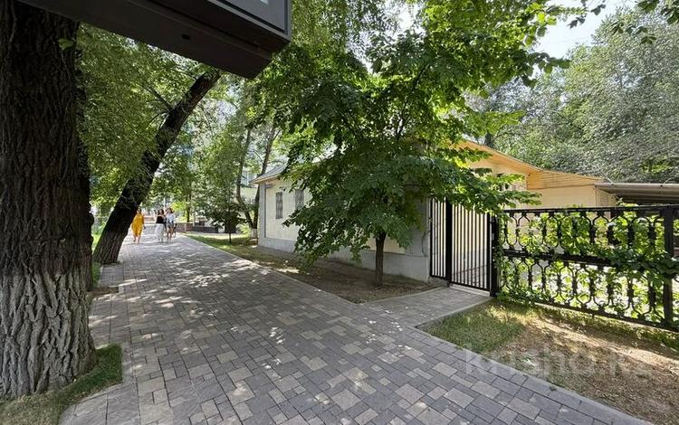 Свободное назначение, офисы, фитнес и спорт, образование, конференц-залы, кабинеты и рабочие места, студии · 150 м² за 2 млн 〒 в Алматы, Алмалинский р-н — фото 27