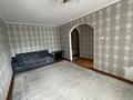 2-комнатная квартира · 45 м² · 3/5 этаж, Аманжолова 141 — Останка Юбиленая за 120 000 ₸ в Уральске, мкр Школьник — фото 2