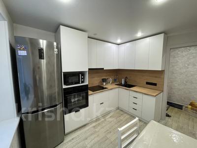 3-комнатная квартира · 70 м² · 1/9 этаж, Крылова 81/1 — Р-н маг. Колос за 350 000 ₸ в Усть-Каменогорске