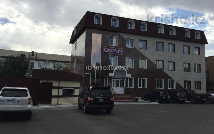 Свободное назначение, офисы, конференц-залы, кабинеты и рабочие места, студии · 208 м² за ~ 1.2 млн 〒 в Усть-Каменогорске — фото 2