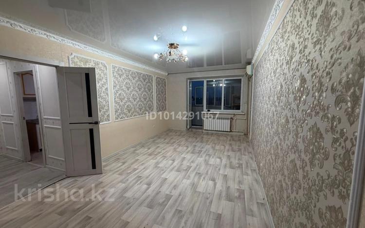2-комнатная квартира · 67 м² · 5/10 этаж, мкр 12 за 130 000 ₸ в Актобе — фото 2