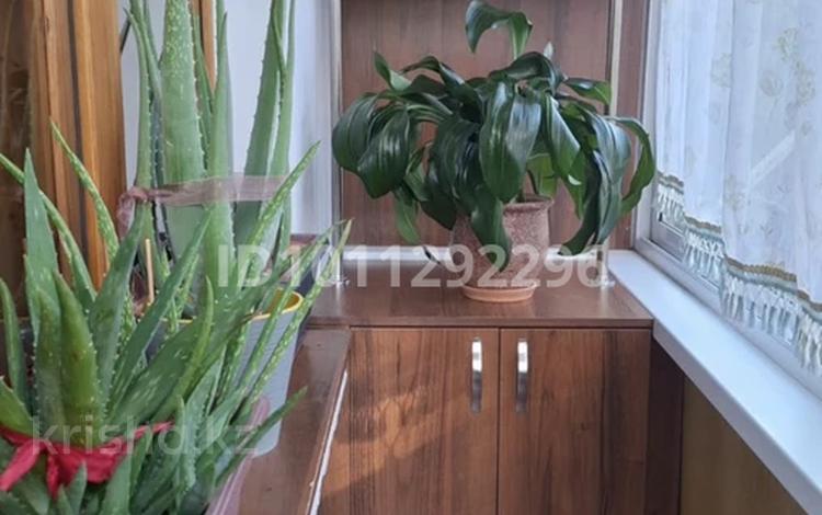2-бөлмелі пәтер · 45 м² · 2/5 қабат, Крылова 45 — Остановка Колос, бағасы: 25 млн ₸ в Усть-Каменогорске, Ульбинский — фото 2