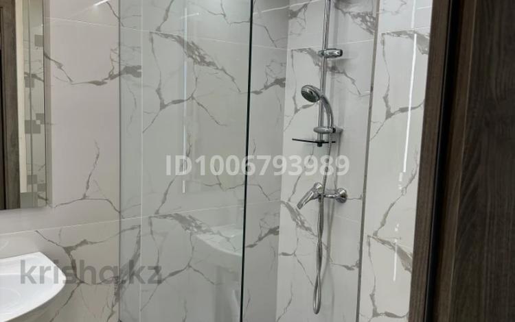 1-бөлмелі пәтер · 39.1 м² · 2/14 қабат, мкр Аксай-1, бағасы: 250 000 ₸ в Алматы, Ауэзовский р-н — фото 2