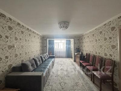 4-бөлмелі пәтер · 82 м² · 2/4 қабат, Койбакова 6, бағасы: 22 млн 〒 в Таразе