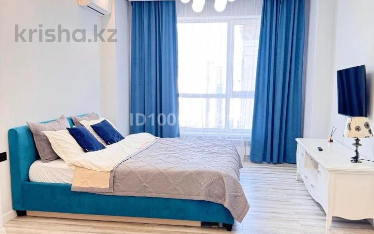 2-комнатная квартира · 55 м² · 4/13 этаж, Ади Шарипова 145 за 18 000 ₸ в Алматы, Алмалинский р-н — фото 12