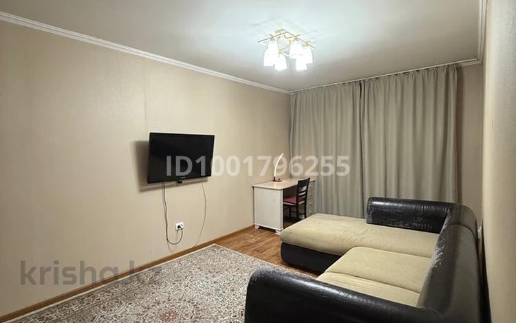 1-бөлмелі пәтер · 33 м² · 1/5 қабат, мкр №11 33 — Алтынсарина, бағасы: 27.5 млн ₸ в Алматы, Ауэзовский р-н — фото 2