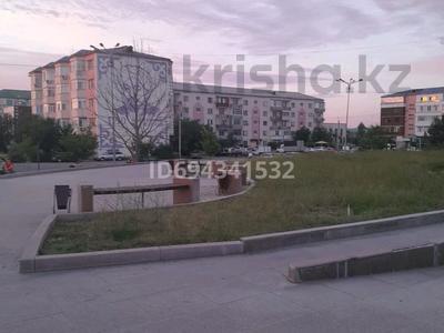 2-комнатная квартира, 70 м², 2/5 этаж, Мркн Астана 6 — 12 микрорайон за 32.5 млн 〒 в Таразе