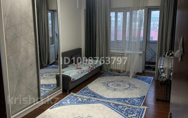 2-комнатная квартира · 54 м² · 2/5 этаж, Райымбека 206/15 за 270 000 ₸ в Алматы, Алмалинский р-н — фото 2